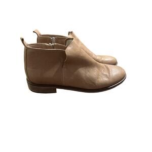 Women’s Aims Tan Leather Short Boots. Size 38 (7.5)